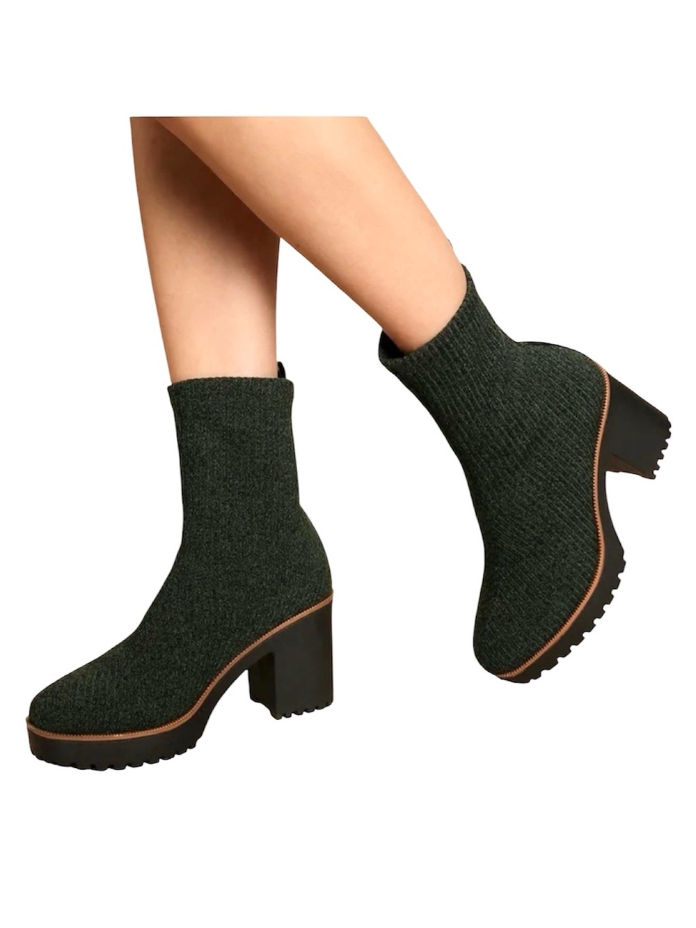 Chinese Laundry Garvey Ribbed knit Chunky Sock Block Heel Ankle Boots Size: 7